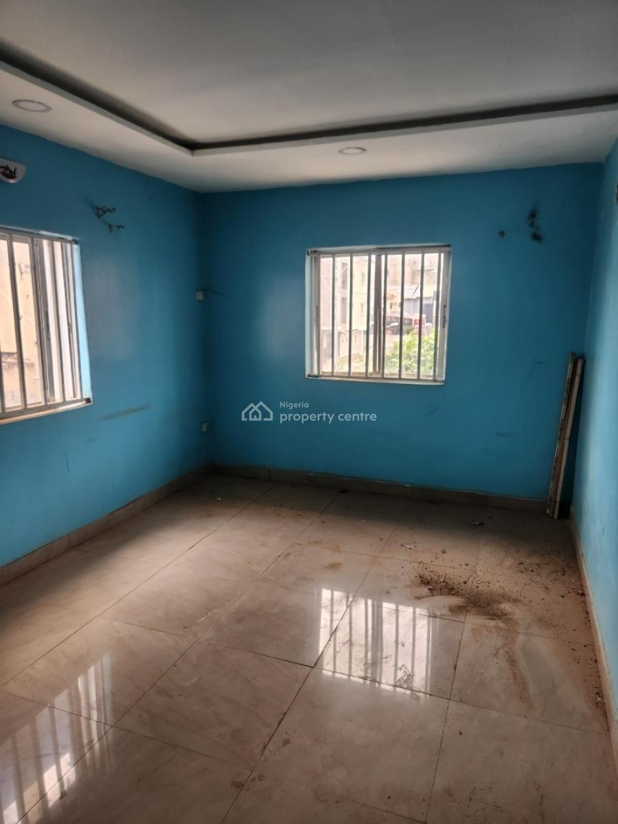 Nice 2 Bedroom Flat, 2nd Floor, Office,airbnb,residence, Off Amino Kanotarred Rd, Wuse 2, Abuja, Flat / Apartment for Rent