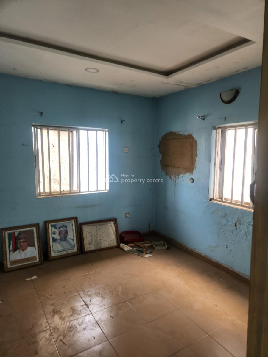 Nice 2 Bedroom Flat, 2nd Floor, Office,airbnb,residence, Off Amino Kanotarred Rd, Wuse 2, Abuja, Flat / Apartment for Rent