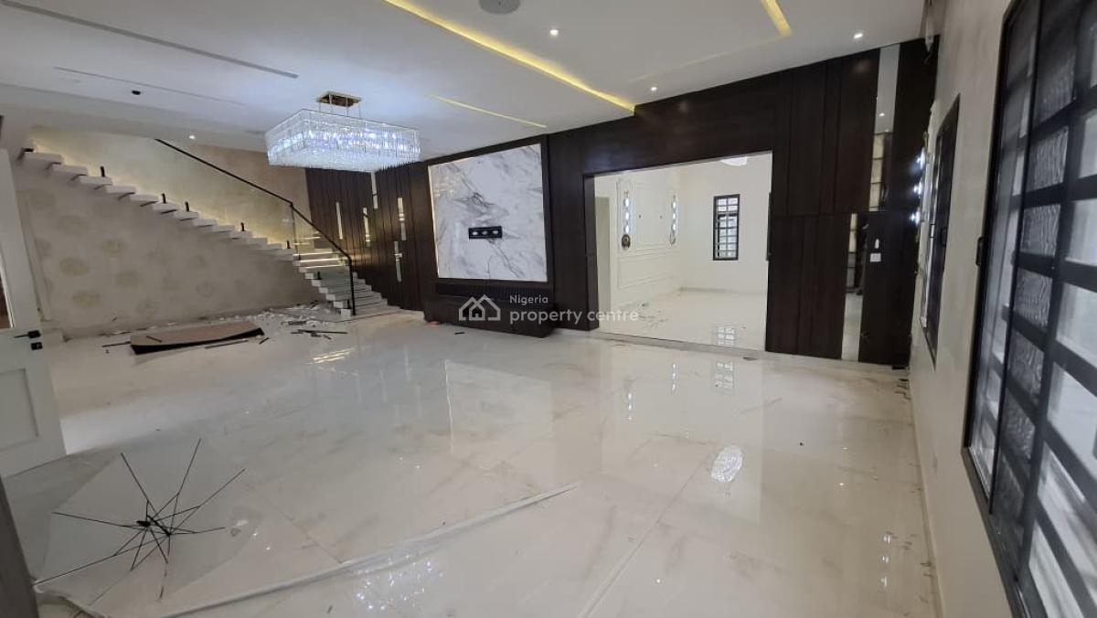 7 Bedroom Detached Duplex Swimming Pool and 3 Bedroom Bq, Guzape District, Abuja, Detached Duplex for Sale