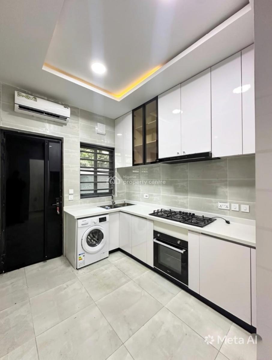 3 Bedroom Apartment, Lekki Phase 1, Lekki, Lagos, Flat / Apartment for Rent