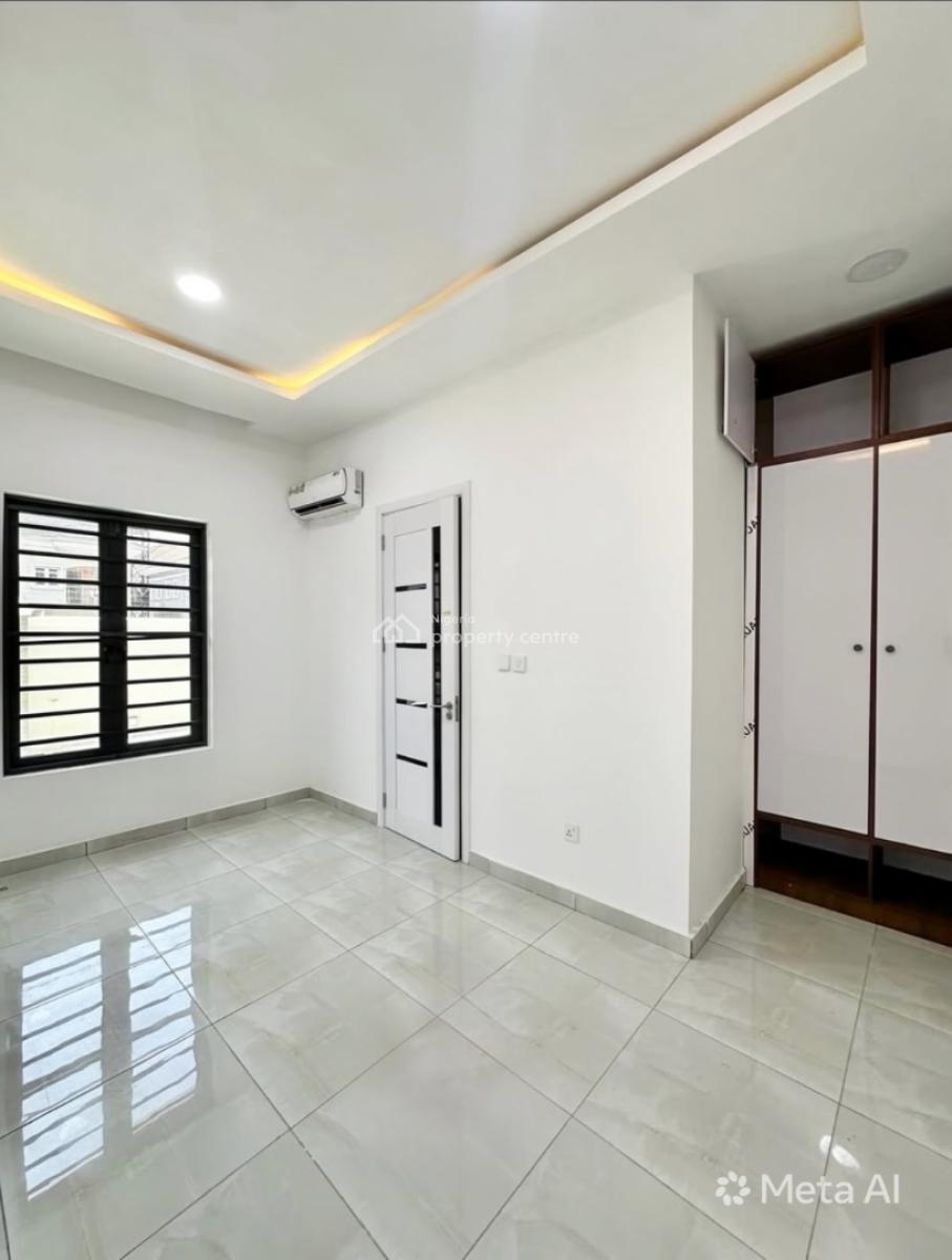 3 Bedroom Apartment, Lekki Phase 1, Lekki, Lagos, Flat / Apartment for Rent