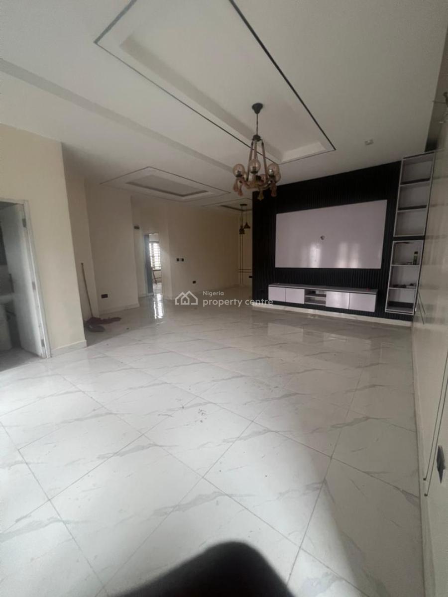 3 Bedroom Flat, Tarred Road, Katampe, Abuja, Flat / Apartment for Rent