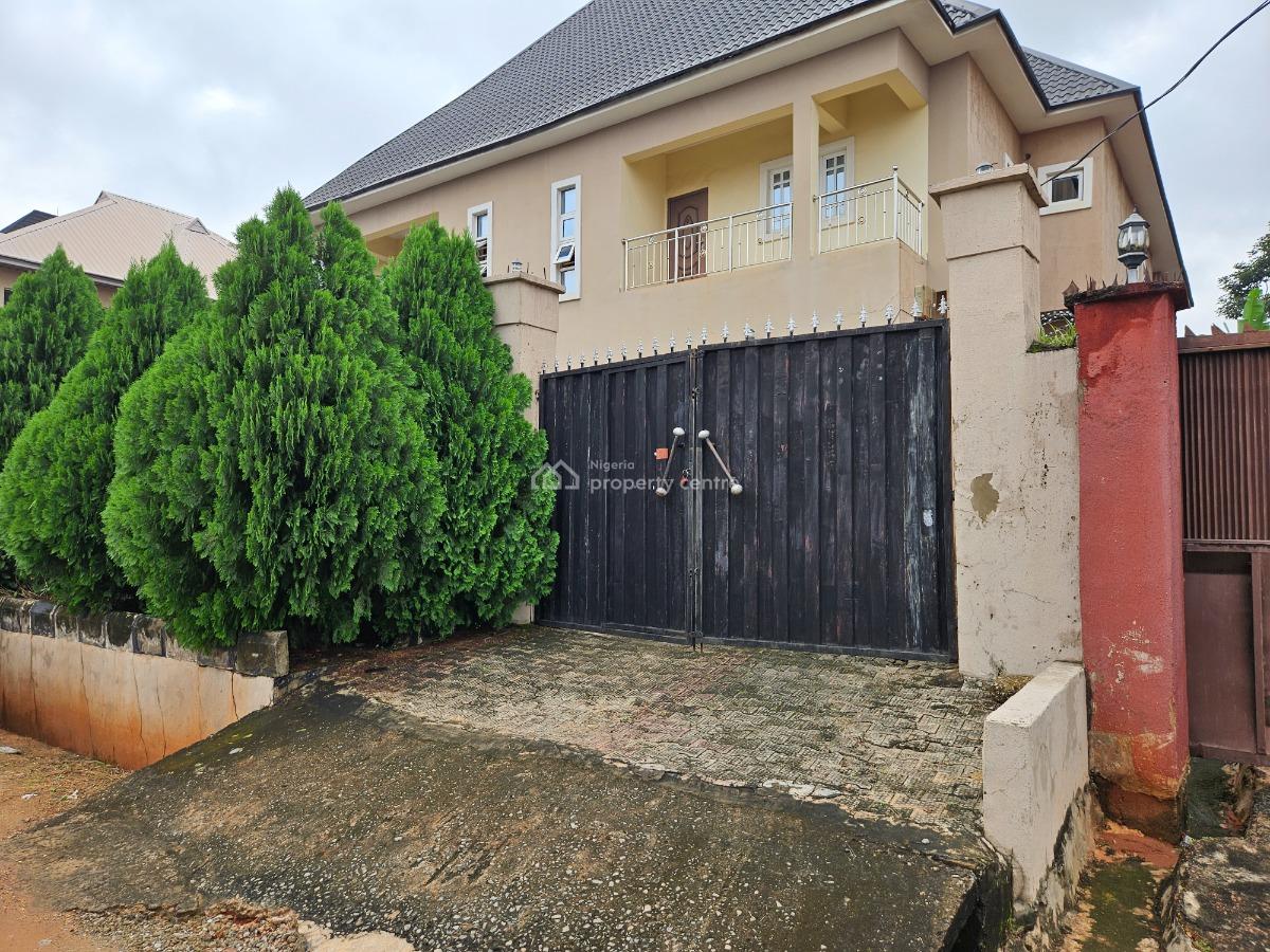 Nicely Built 6 Bedroom Flat, Udoka Housing Estate, Awka, Anambra, Flat / Apartment for Sale
