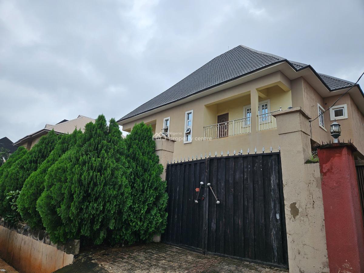 Nicely Built 6 Bedroom Flat, Udoka Housing Estate, Awka, Anambra, Flat / Apartment for Sale