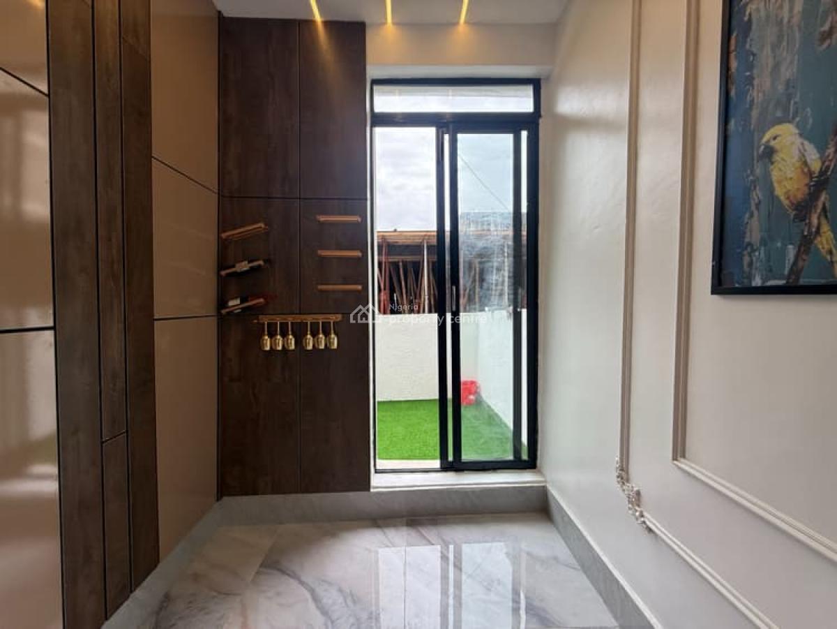 Luxurious 5 Bedroom Semi-detached Duplex, Lekki Foreshore, Lekki Phase 1, Lekki, Lagos, Semi-detached Duplex for Sale