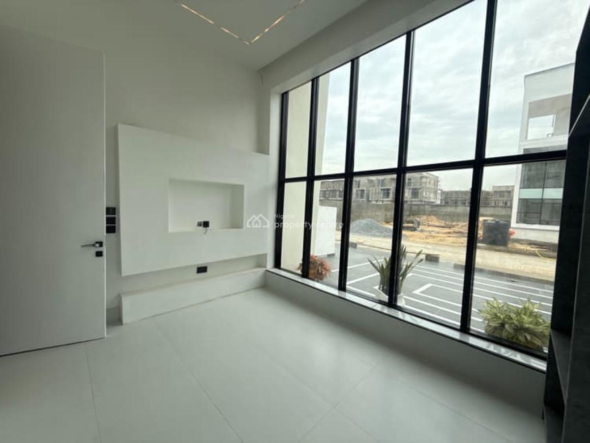 Luxurious 5 Bedroom Semi-detached Duplex, Lekki Foreshore, Lekki Phase 1, Lekki, Lagos, Semi-detached Duplex for Sale