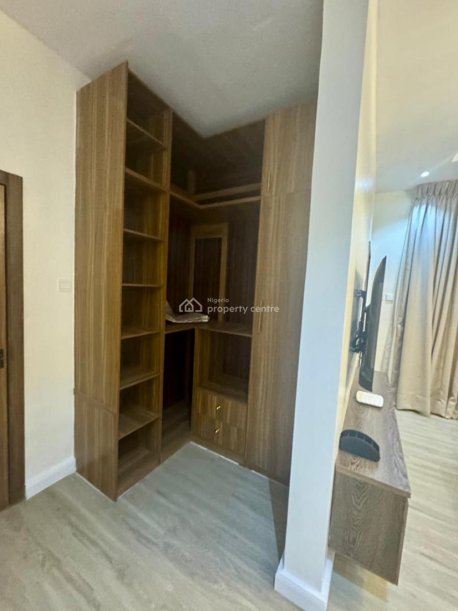 Furnished 3 Bedroom Serviced Apartment, Freedomway, Lekki Phase 1, Lekki, Lagos, Flat / Apartment for Rent