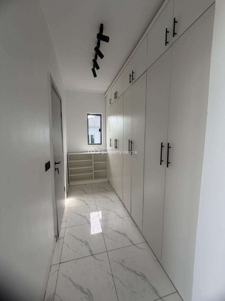 Elegant 5 Bedroom Fully Detached Duplex with a Bq and Swimming Pool, Ajah, Lagos, Detached Duplex for Sale