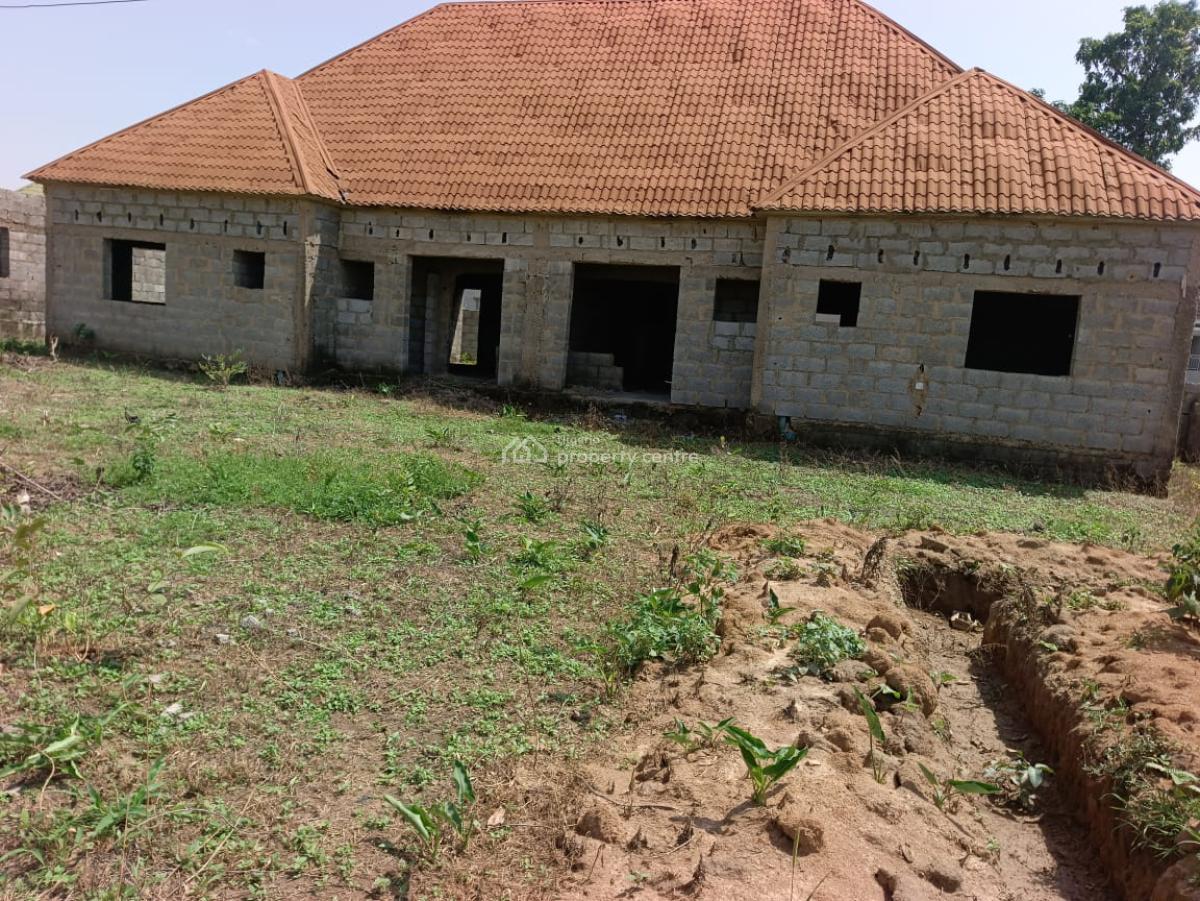 2 Bedroom Semi-detached Bungalow with Excellent Facilities, Sabon Lugbe, Lugbe District, Abuja, Semi-detached Bungalow for Sale