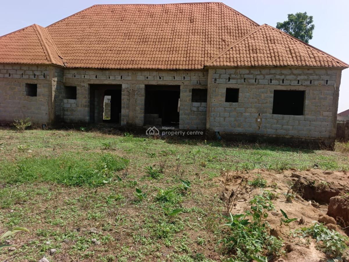 2 Bedroom Semi-detached Bungalow with Excellent Facilities, Sabon Lugbe, Lugbe District, Abuja, Semi-detached Bungalow for Sale