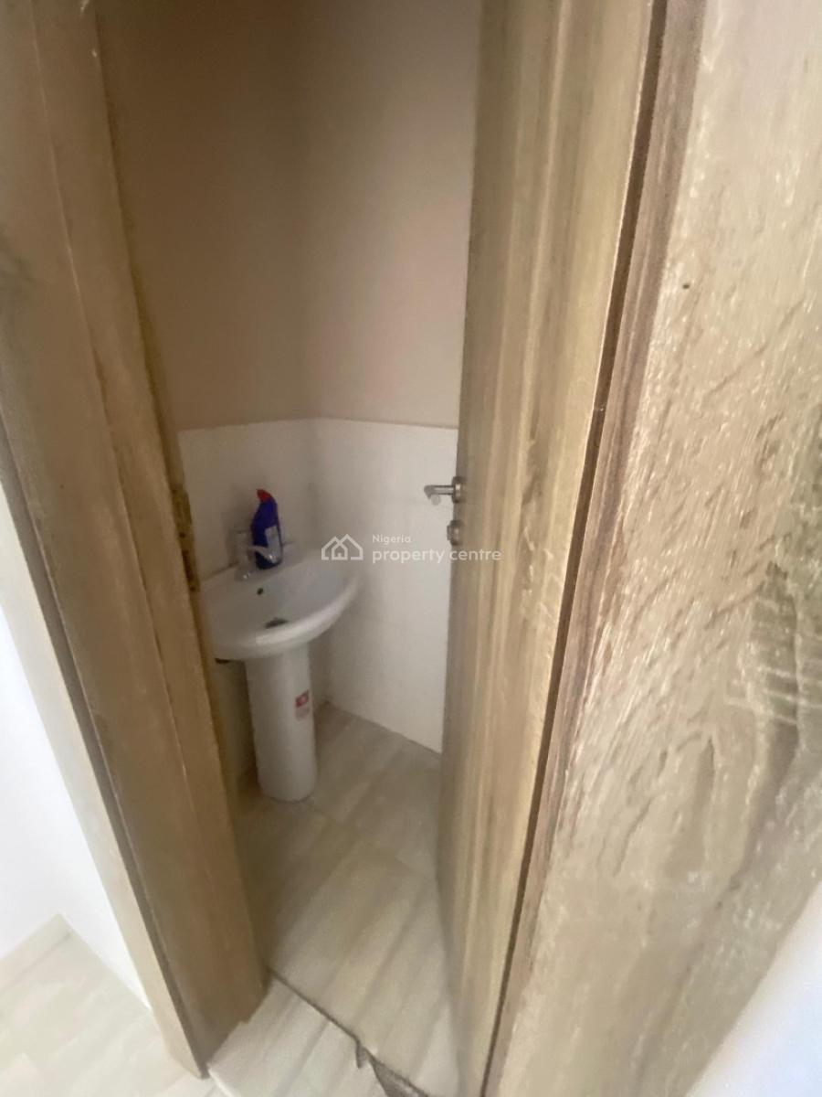 Lovely 2 Bedroom Apartment in a Secured Location, Ologolo, Lekki, Lagos, Flat / Apartment for Rent