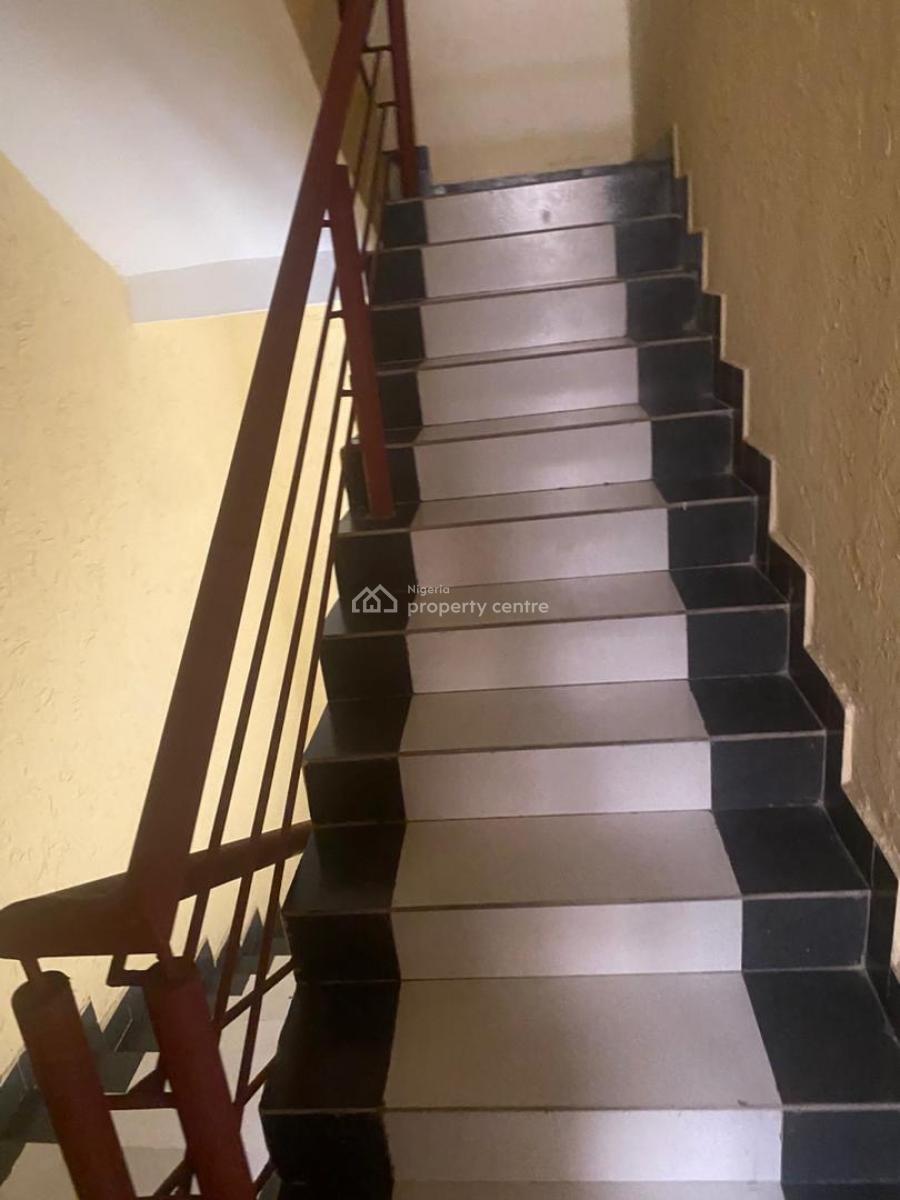 Lovely 2 Bedroom Apartment in a Secured Location, Ologolo, Lekki, Lagos, Flat / Apartment for Rent