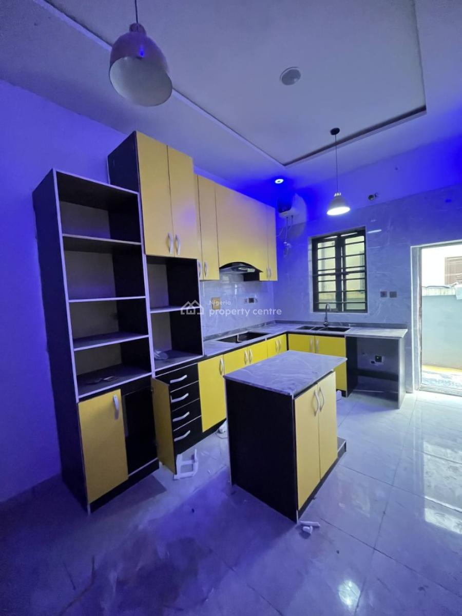 4 Bedroom Detached House with Ample Parking Space, Orchid, Lekki, Lagos, Semi-detached Duplex for Rent