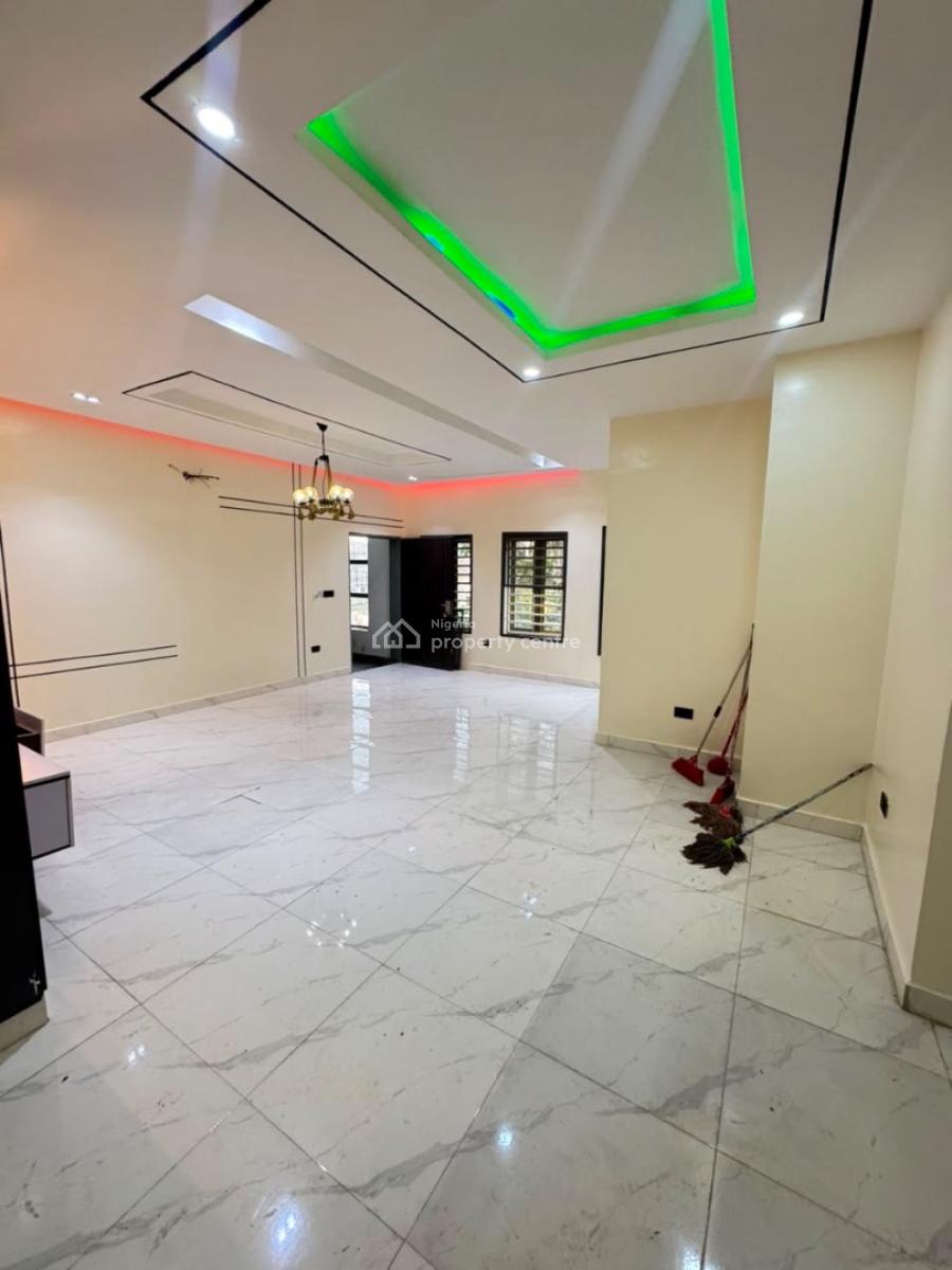 Sharp 3 Bedrooms Apartment on The Second Flooor, Katampe Main, Katampe (main), Katampe, Abuja, Flat / Apartment for Rent