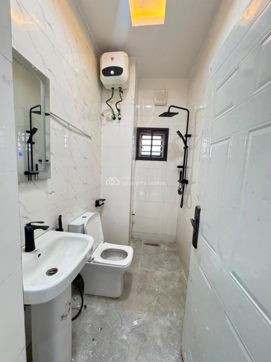 Sharp 3 Bedrooms Apartment on The Second Flooor, Katampe Main, Katampe (main), Katampe, Abuja, Flat / Apartment for Rent