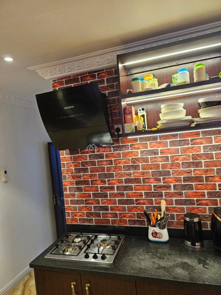 Standard 2 Bedroom Apartment, Maruwa, Lekki Phase 1, Lekki, Lagos, Flat / Apartment for Rent