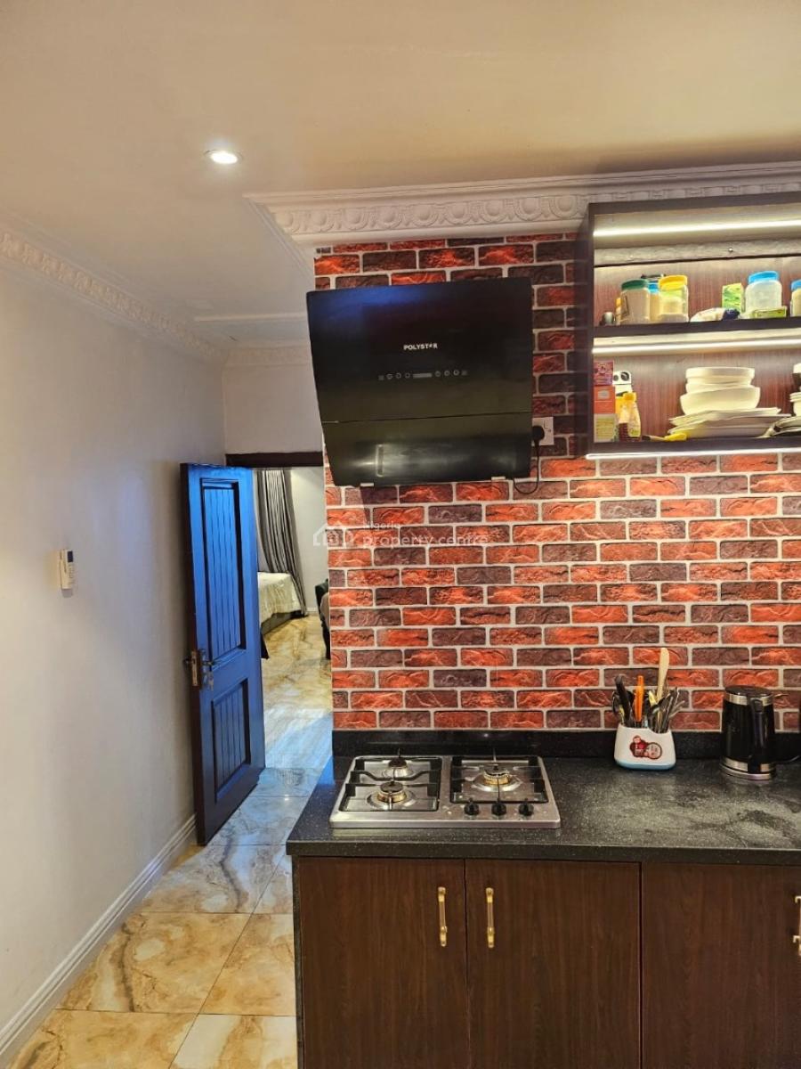 Standard 2 Bedroom Apartment, Maruwa, Lekki Phase 1, Lekki, Lagos, Flat / Apartment for Rent