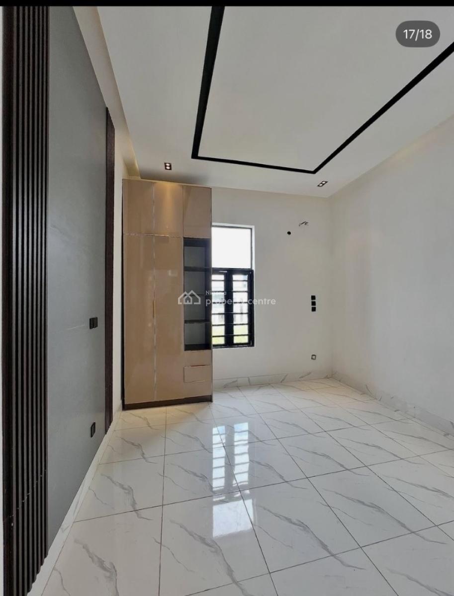 5 Bedroom Fully Detached, Captains Court, Ajah, Lagos, House for Sale