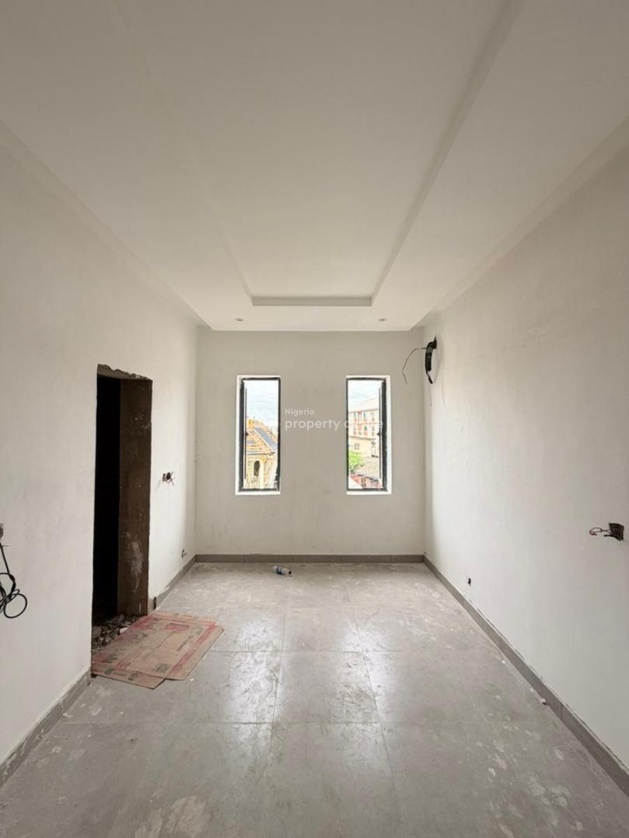 Lovely Built 3 Bedroom Apartment in a Good Location, Close to Gbagada General Hospital, Pedro, Gbagada, Lagos, Block of Flats for Sale