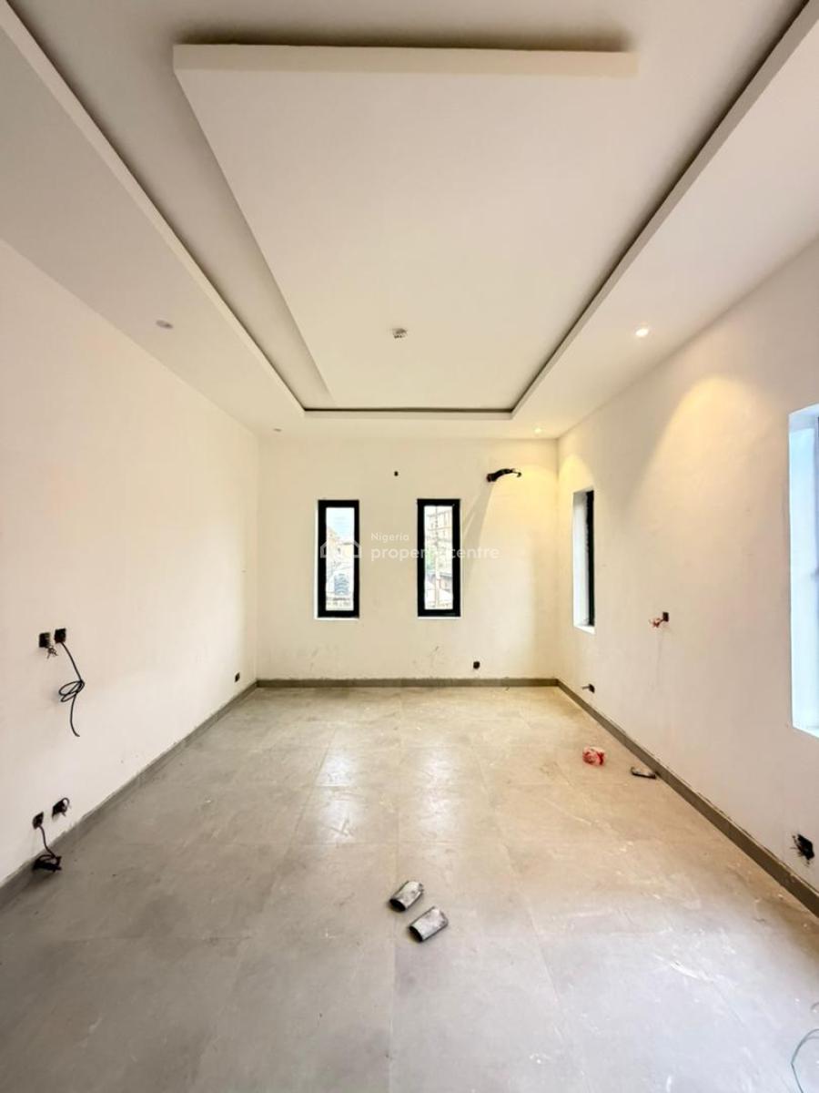 Lovely Built 3 Bedroom Apartment in a Good Location, Close to Gbagada General Hospital, Pedro, Gbagada, Lagos, Block of Flats for Sale