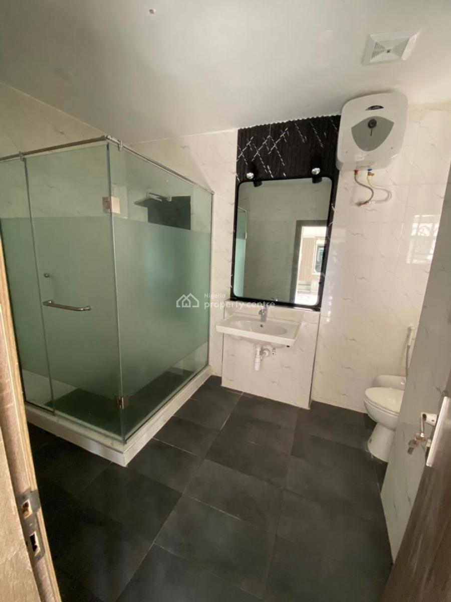 Fully Service 4 Bedroom Apartment Pent Floor+ Elevator, Lekki Phase 1, Lekki, Lagos, Flat / Apartment for Rent