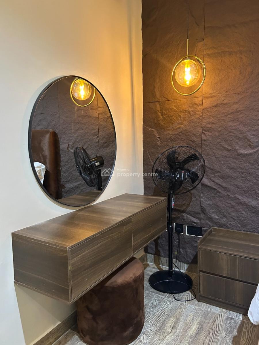 Fully Furnished 1 Bedroom Apartment for Lease, Lekki Phase 1, Lekki, Lagos, Flat / Apartment Short Let