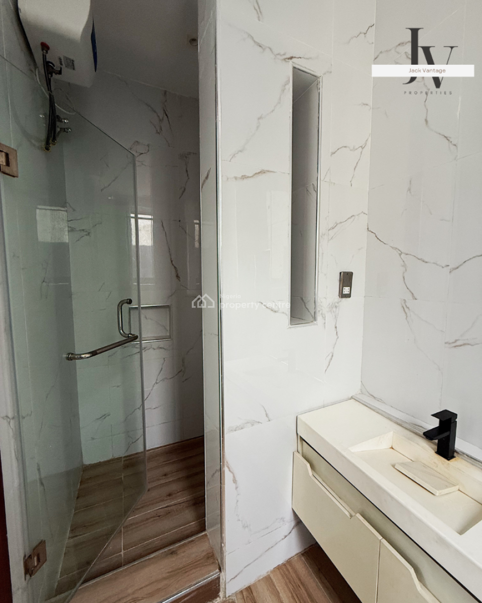 Luxury 3-bedroom Apartment with Bq, Ikoyi, Lagos, Flat / Apartment for Rent