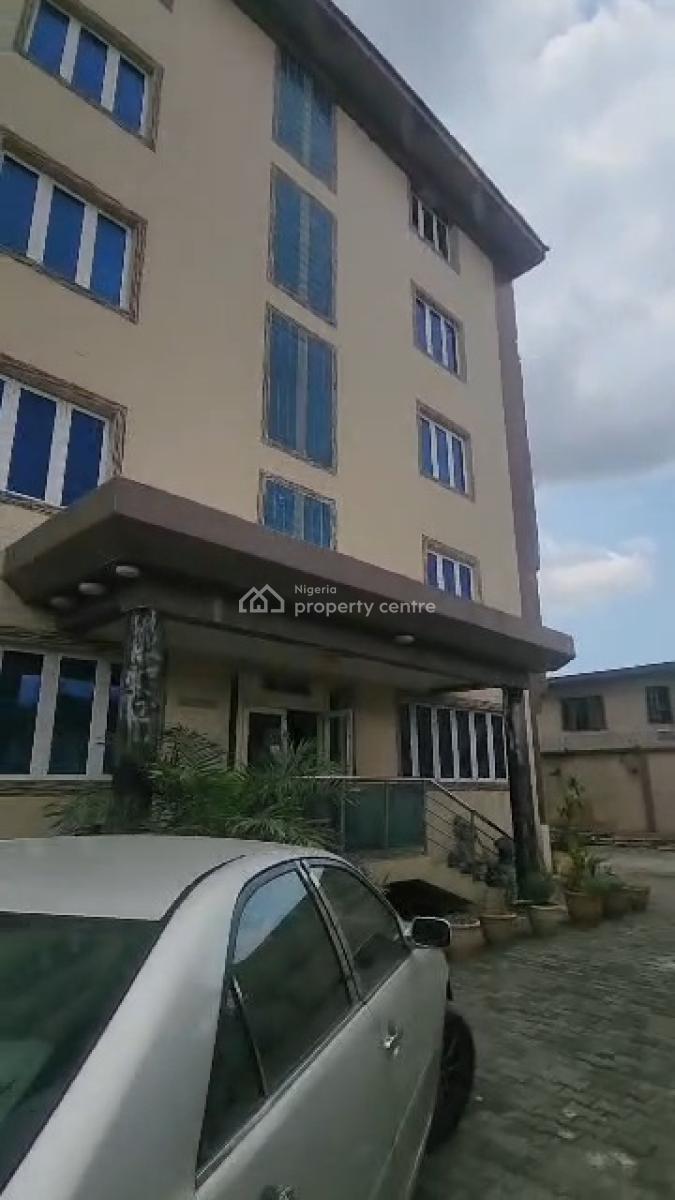 40 Rooms Fully Functional Hotel with Reception and Generators, Onipanu, Shomolu, Lagos, Hotel / Guest House for Rent