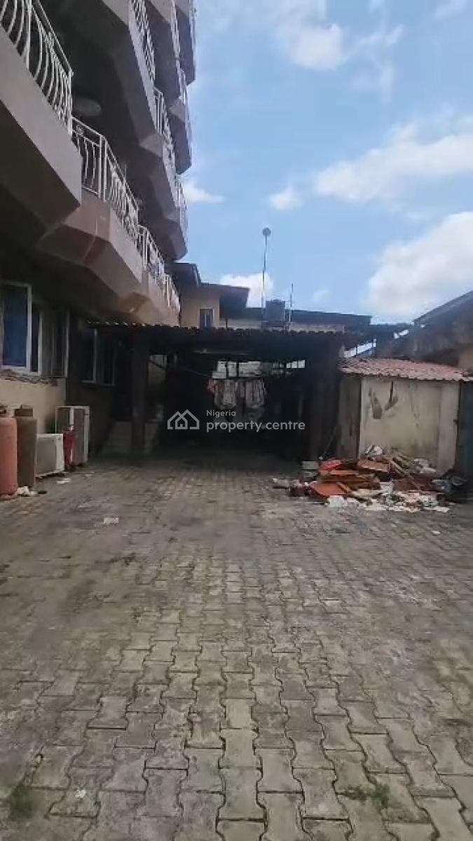40 Rooms Fully Functional Hotel with Reception and Generators, Onipanu, Shomolu, Lagos, Hotel / Guest House for Rent