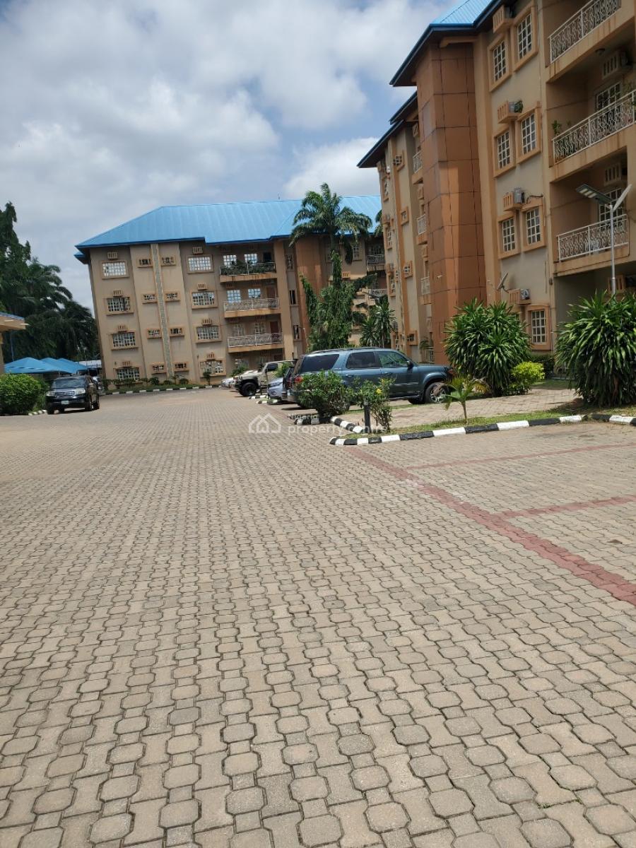 Luxury 4-bedroom Detached Maisonette with Pool, Maitama District, Abuja, Detached Duplex for Rent