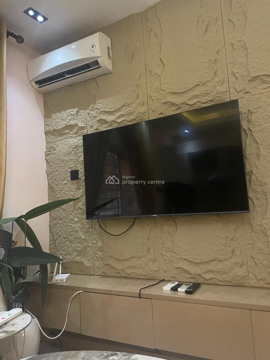 1 Bedroom Serviced Apartment, Kenneth Agbakuru, Off Admiralty Way, Lekki Phase 1, Lekki, Lagos, Mini Flat (room and Parlour) for Rent