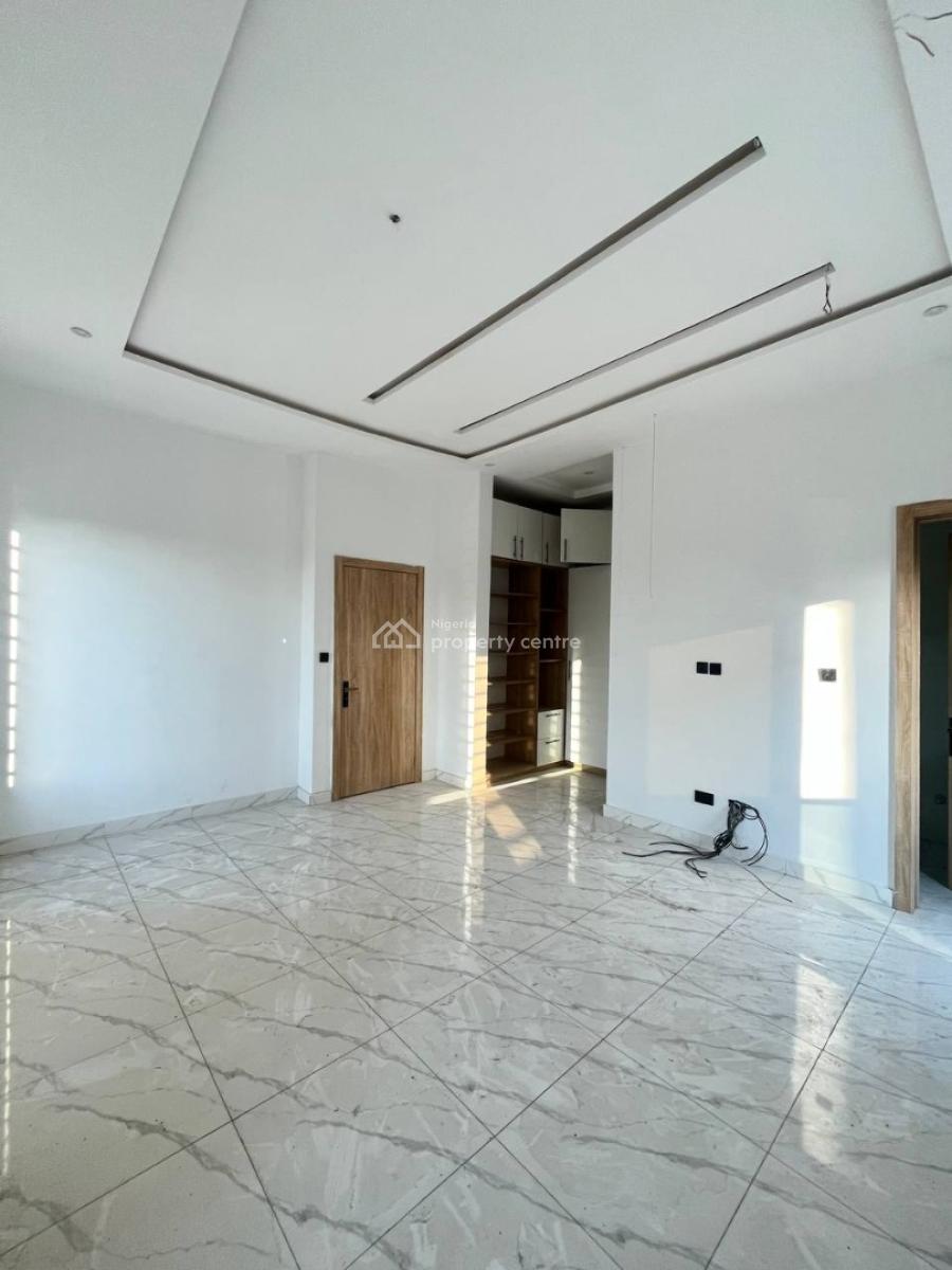 4 Bedroom Terrace House with Spacious Living Room and Payment Plan, Lekki Phase 2, Lekki, Lagos, Terraced Duplex for Sale