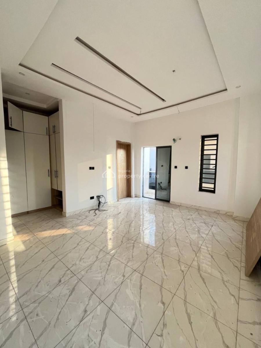 4 Bedroom Terrace House with Spacious Living Room and Payment Plan, Lekki Phase 2, Lekki, Lagos, Terraced Duplex for Sale