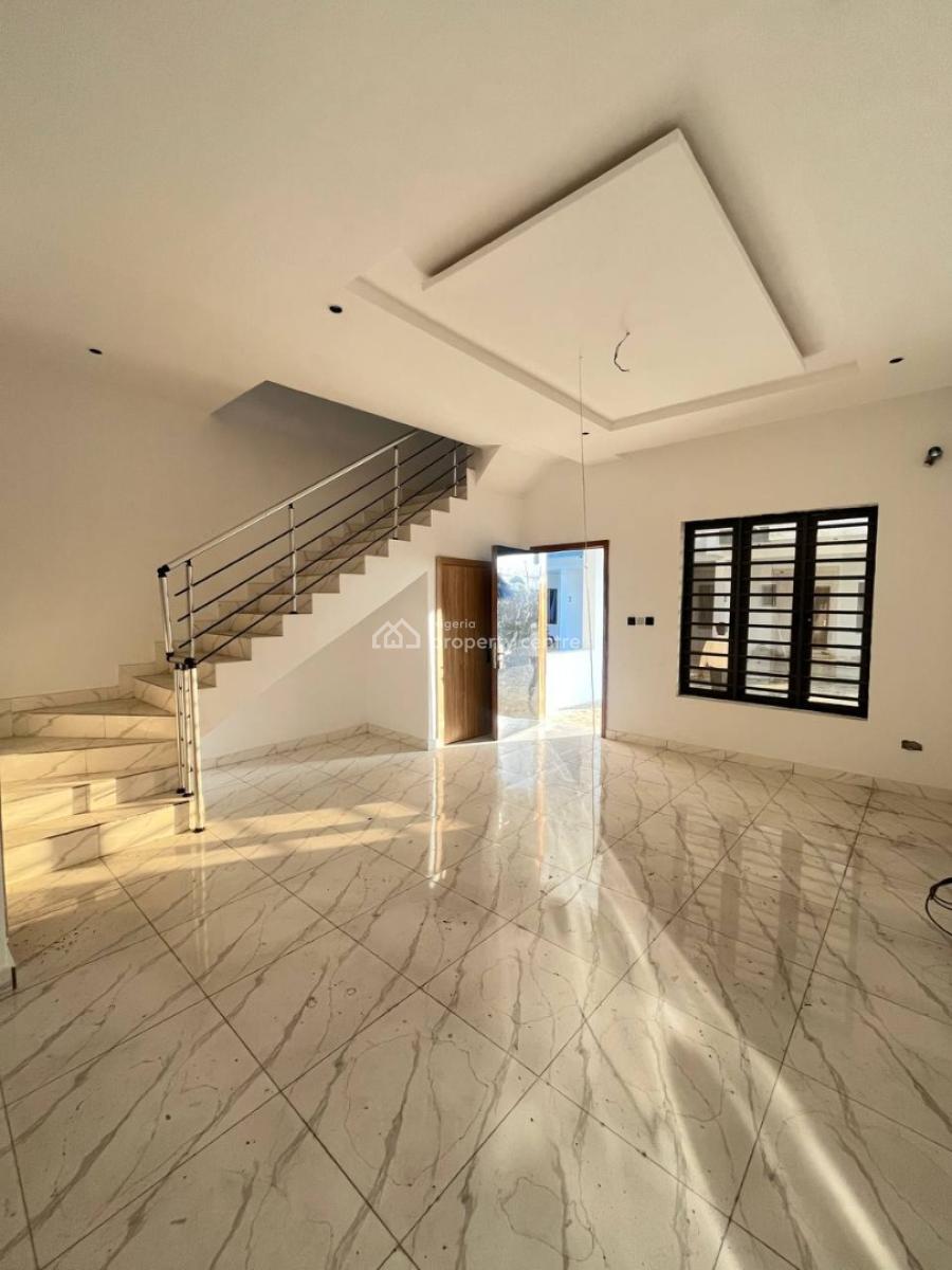 4 Bedroom Terrace House with Spacious Living Room and Payment Plan, Lekki Phase 2, Lekki, Lagos, Terraced Duplex for Sale