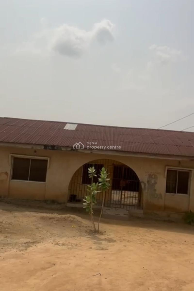 2 Bedroom and Mini Flat on a Full Plot, Eyita Ikorodu Lagos, Agric, Ikorodu, Lagos, Block of Flats for Sale