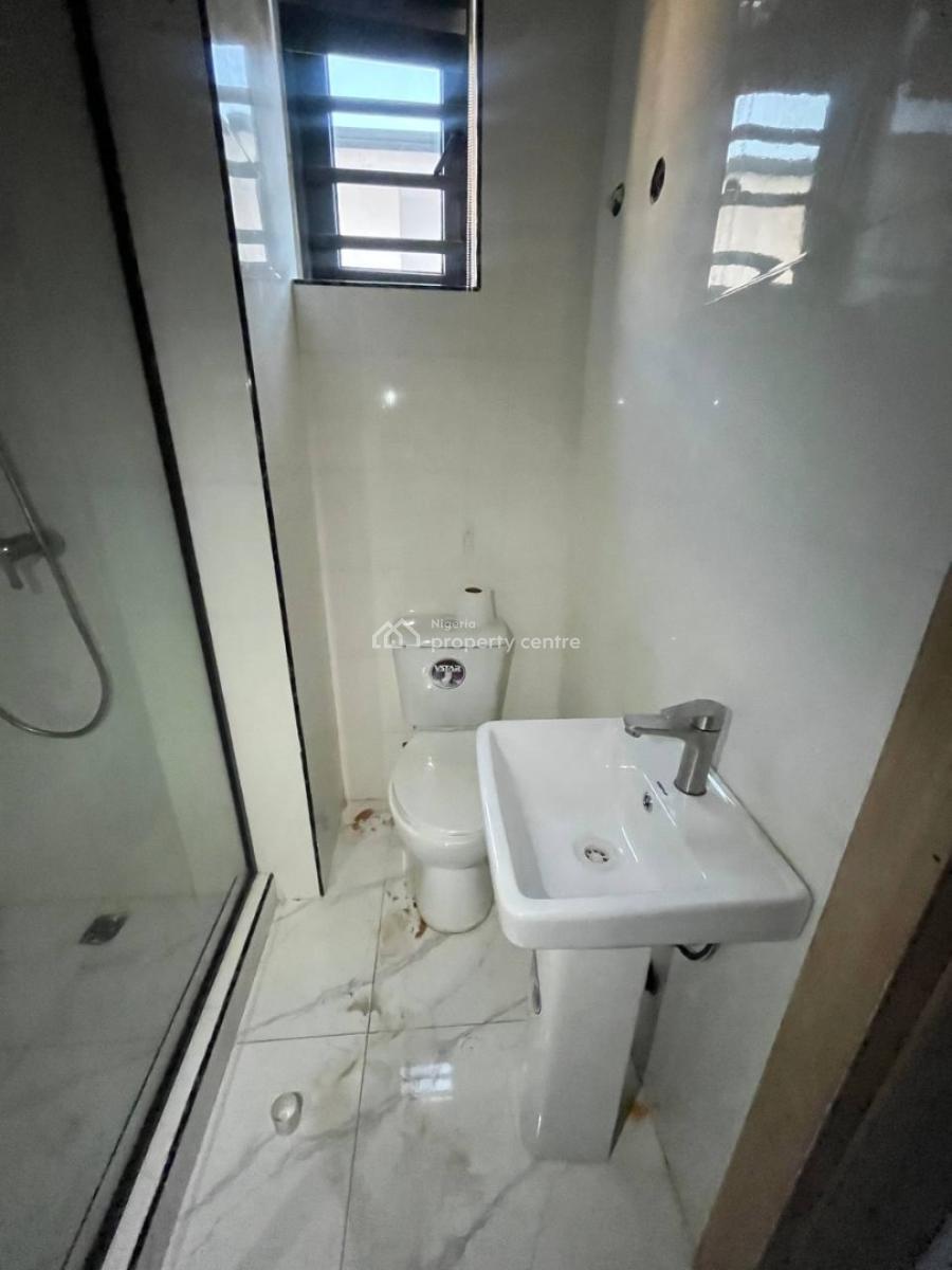 2 Bedroom Apartment with En-suites Bedrooms and Payment Plan, Lekki Phase 2, Lekki, Lagos, Flat / Apartment for Sale