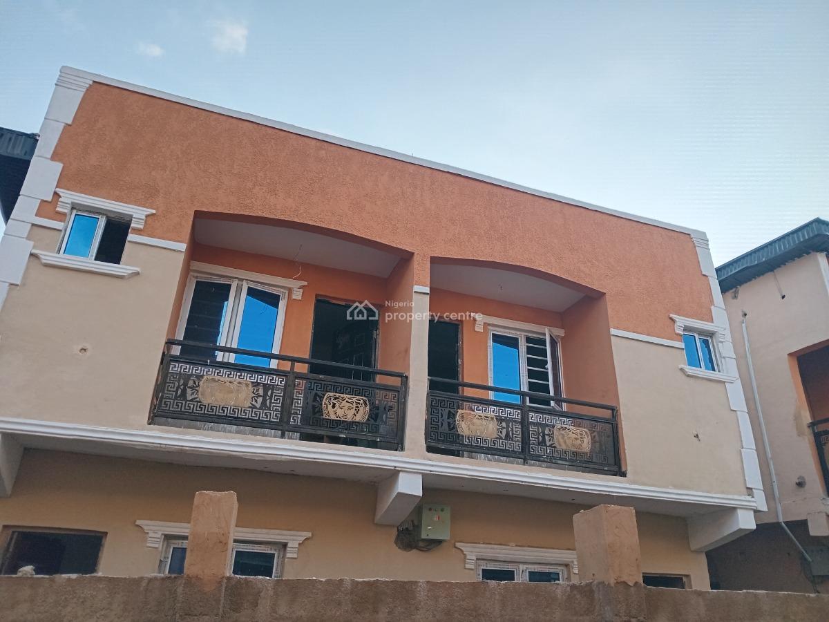 Maxwell Mini Flat, Oluwadare St, Fola Agoro, Yaba, Lagos, Mini Flat (room and Parlour) for Rent