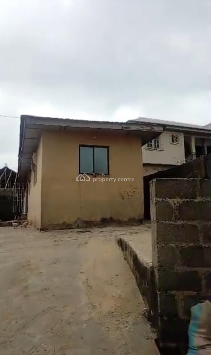Plot Facing The Main Road Suitable for Commerce and Residence, Eyita Ikorodu Lagos, Agric, Ikorodu, Lagos, Block of Flats for Sale