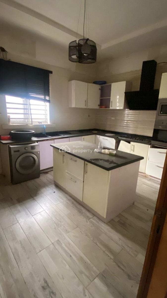Standard 4-bedroom Semi Detached Duplex with One Room Bq, Osapa, Lekki, Lagos, Semi-detached Duplex for Rent