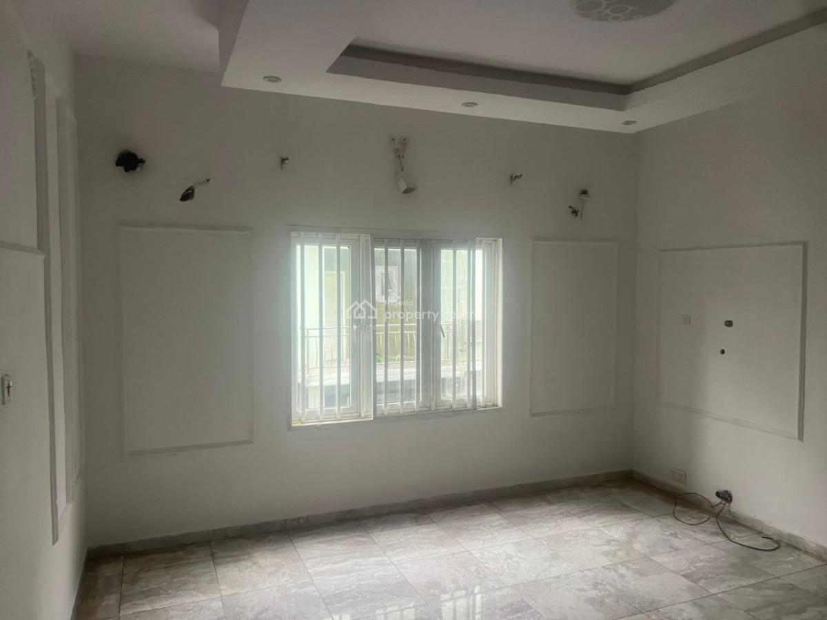 Well Maintained 3 Bedroom Terrace, Osapa, Lekki, Lagos, Terraced Duplex for Rent