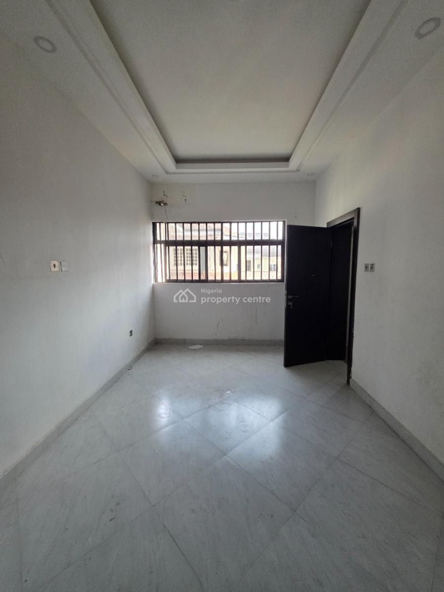 Luxury 3 Bedroom Apartment with Bq, Off Admiralty Road, Lekki Phase 1, Lekki, Lagos, Flat / Apartment for Rent