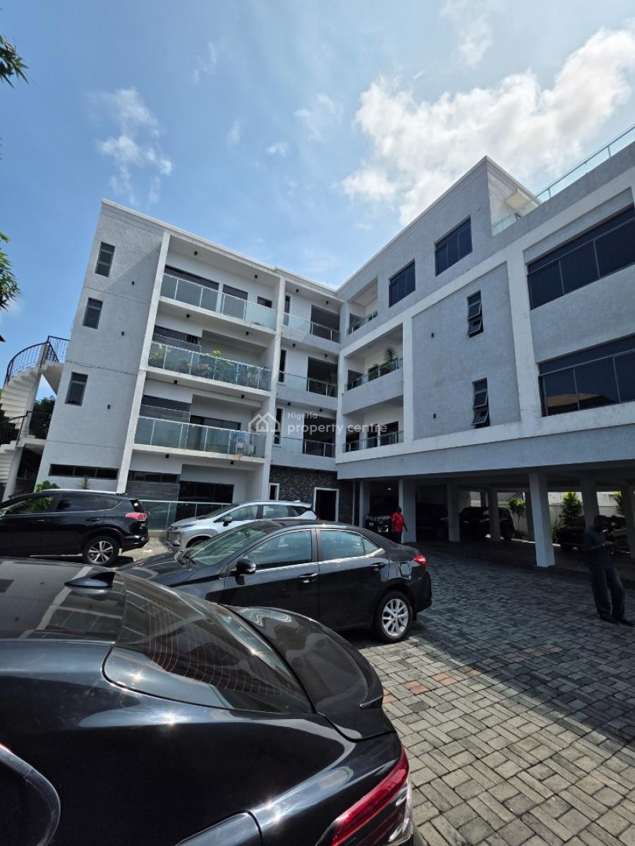 Luxury 3 Bedroom Apartment with Bq, Off Admiralty Road, Lekki Phase 1, Lekki, Lagos, Flat / Apartment for Rent