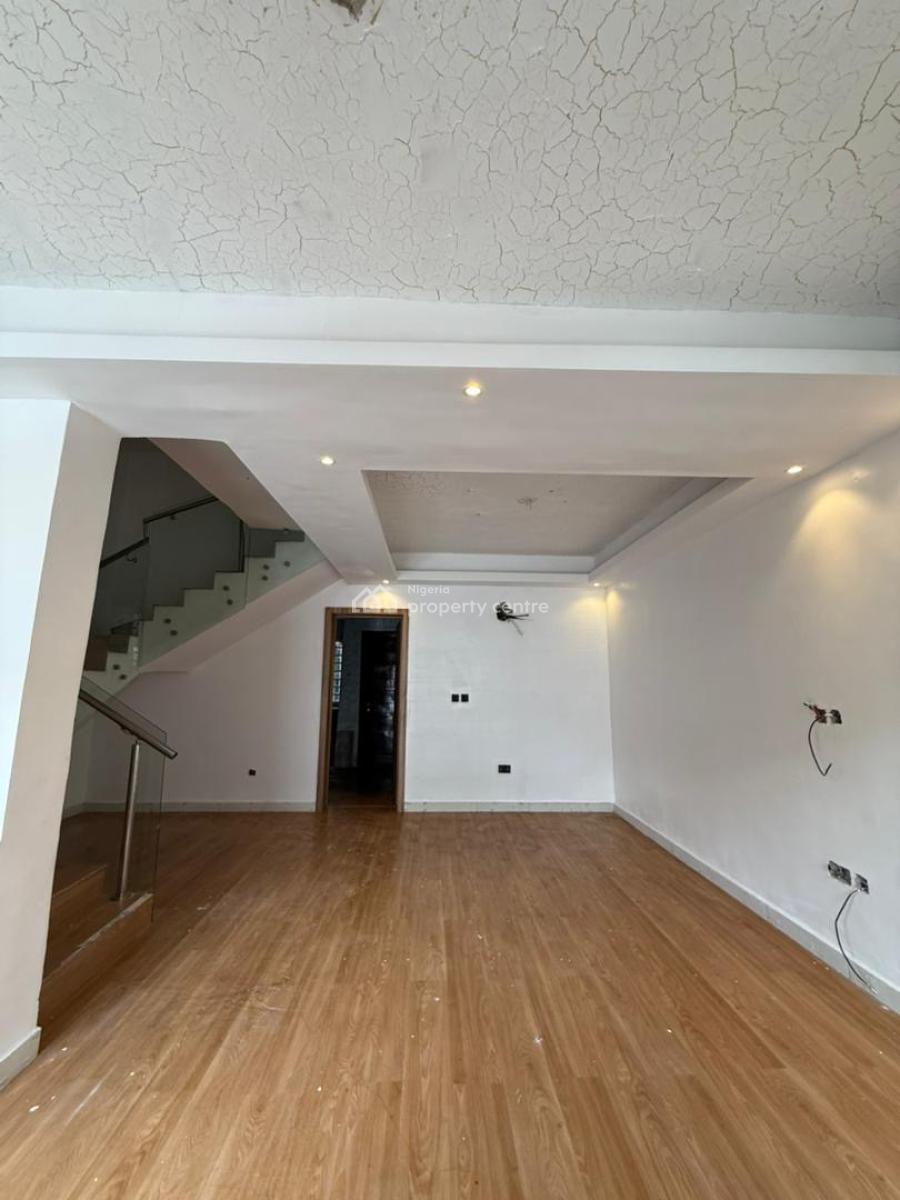 4 Bedroom Terrace Duplex with Bq and Gym, Lekki Phase 1, Lekki, Lagos, Terraced Duplex for Rent
