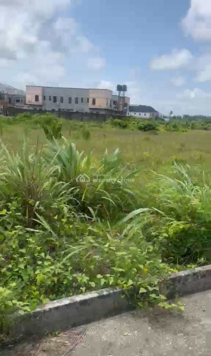 Distress 900 Square Meters with 2 Uncompleted Building, Beechwood Estate, Imalete Alafia, Ibeju Lekki, Lagos, Residential Land for Sale