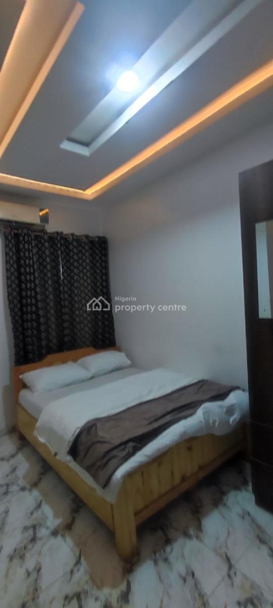 Modernly Finished and Standard Roomself with Car Park, Shomolu, Lagos, Self Contain (single Rooms) for Rent