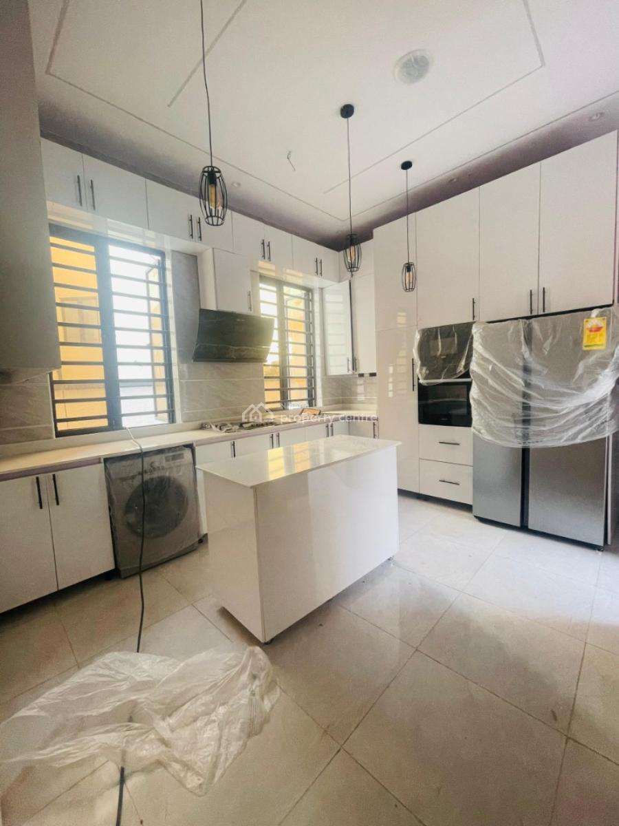 Screaming Luxury 6 Bedroom Fully Detached Duplex Plus Bq and Pool, Gra Phase 2, Magodo, Lagos, Detached Duplex for Sale