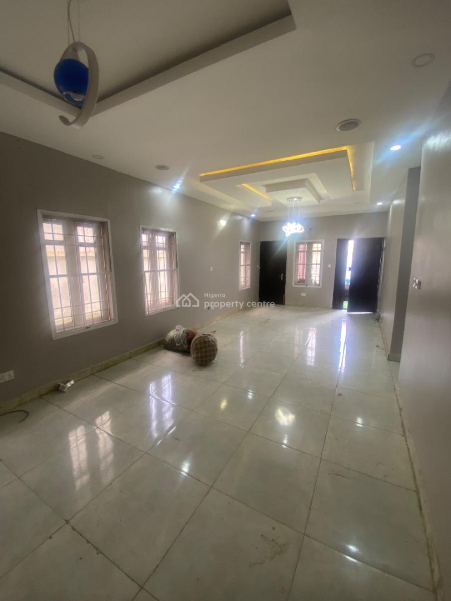 2 Bedroom Apartment, Osapa, Lekki, Lagos, Flat / Apartment for Rent