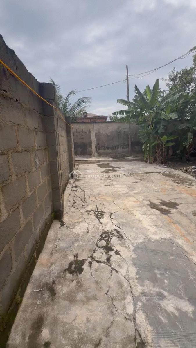 Well Located 105 Sqm of Land with Deed, Ahmadiyya, Ojokoro, Ifako-ijaiye, Lagos, Residential Land for Sale