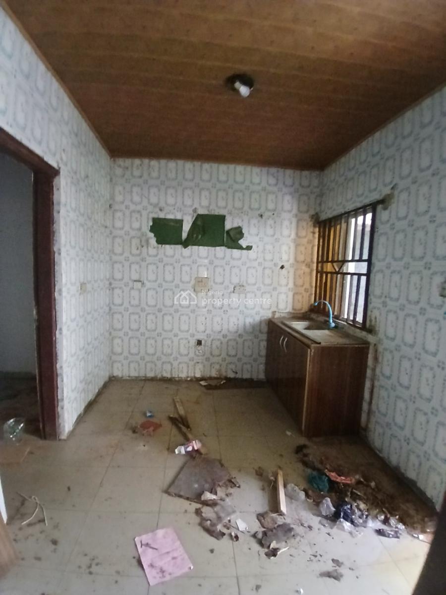 Masters Bedroom in a Shared Apartment, Badore, Ajah, Lagos, Flat / Apartment for Rent