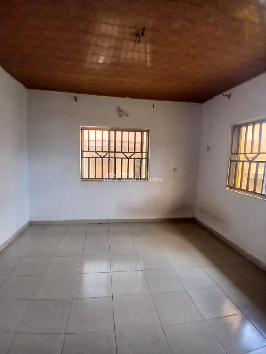 Masters Bedroom in a Shared Apartment, Badore, Ajah, Lagos, Flat / Apartment for Rent